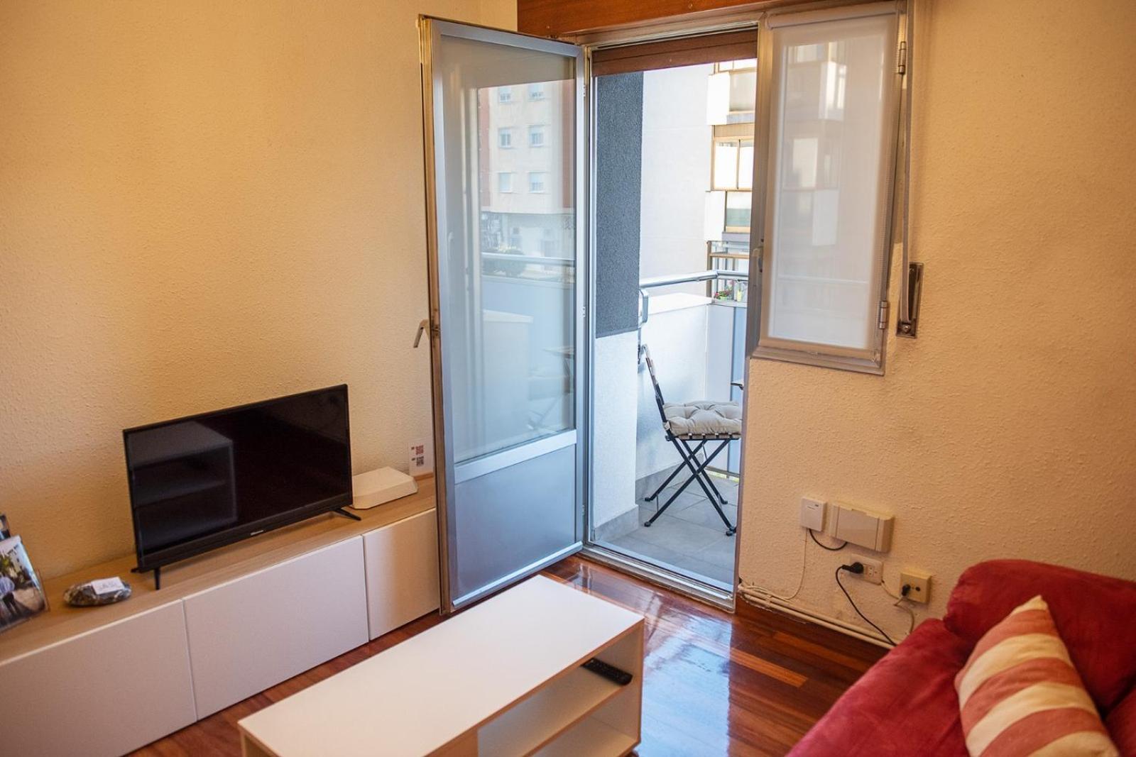 Monzubi Etxi Appartement Guernica Buitenkant foto